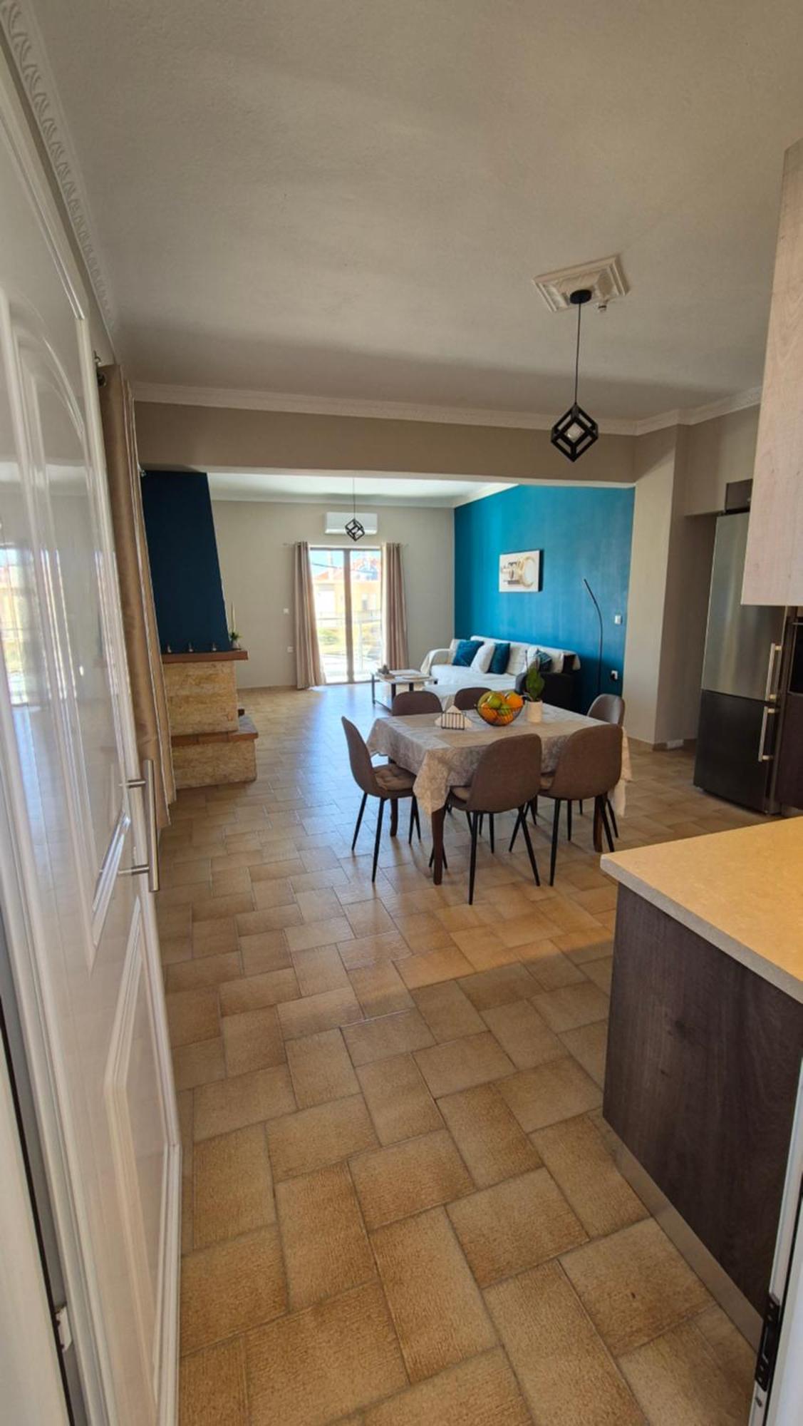 Modern Central Αpt 500M From The Beach. Chania  Buitenkant foto